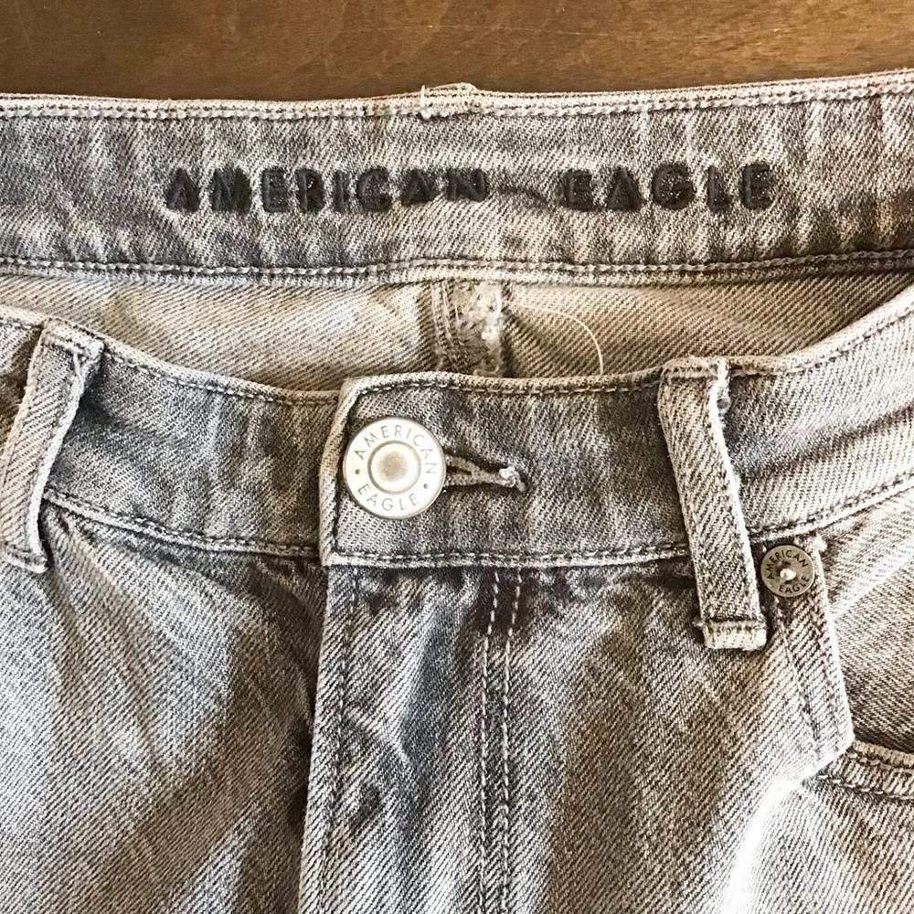 American Eagle 12 Highest Rise 90s Boyfriend Women’s Jeans Gray Distressed - Picture 7 of 11